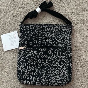 Thirty One Crossbody Organizing Shoulder Bag ✨NWT✨